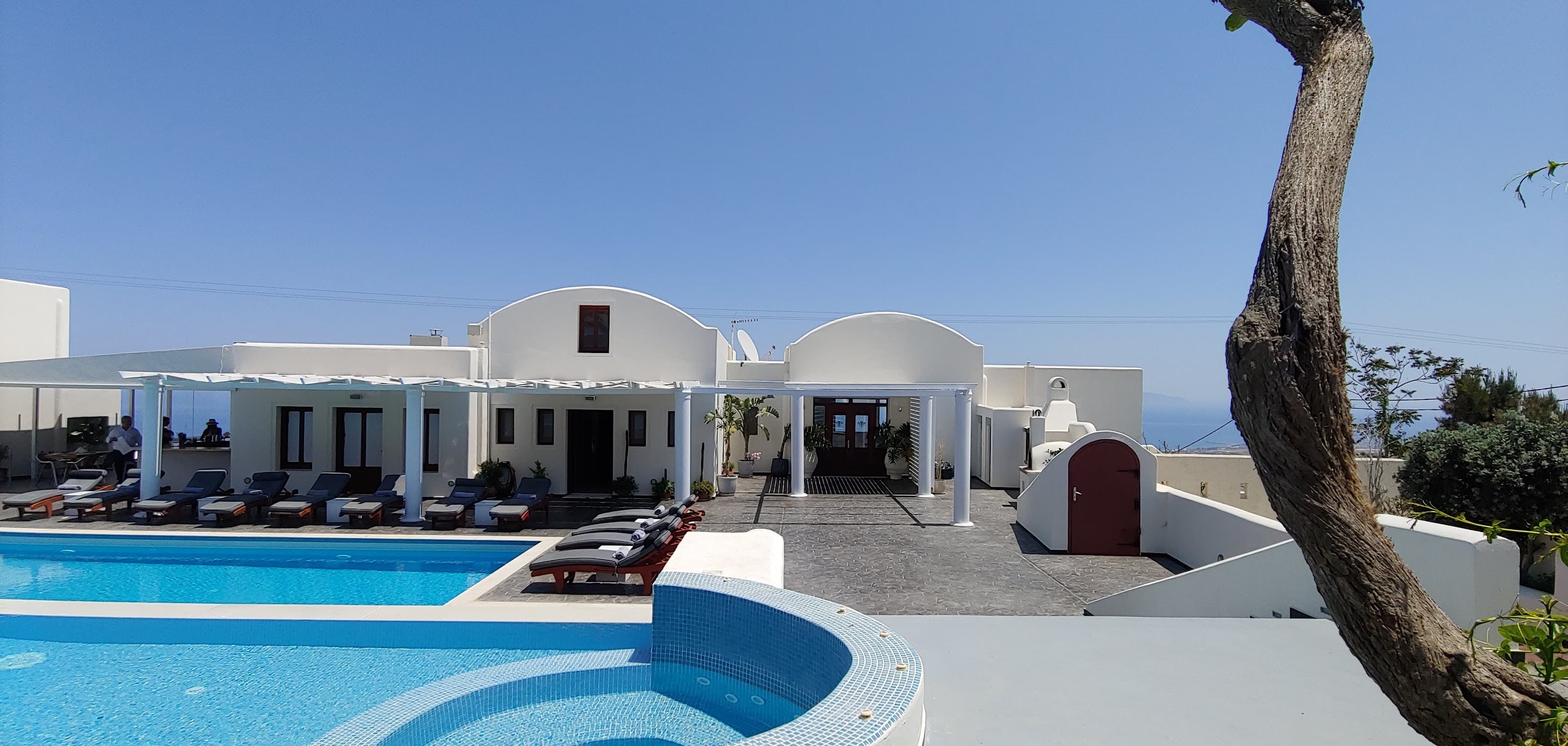 Splendour Hotel and Suites