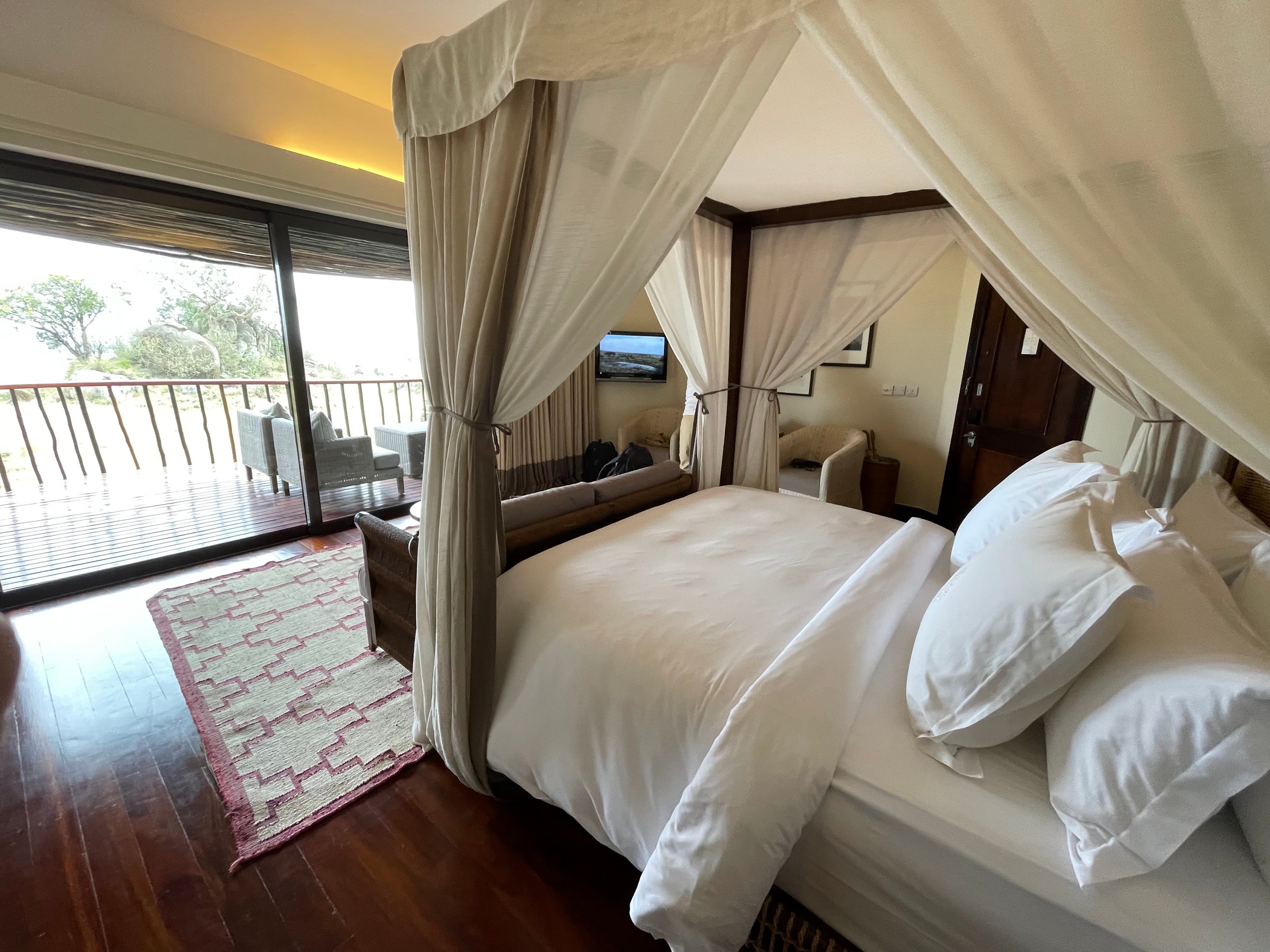 Four Seasons Safari Lodge, Serengeti