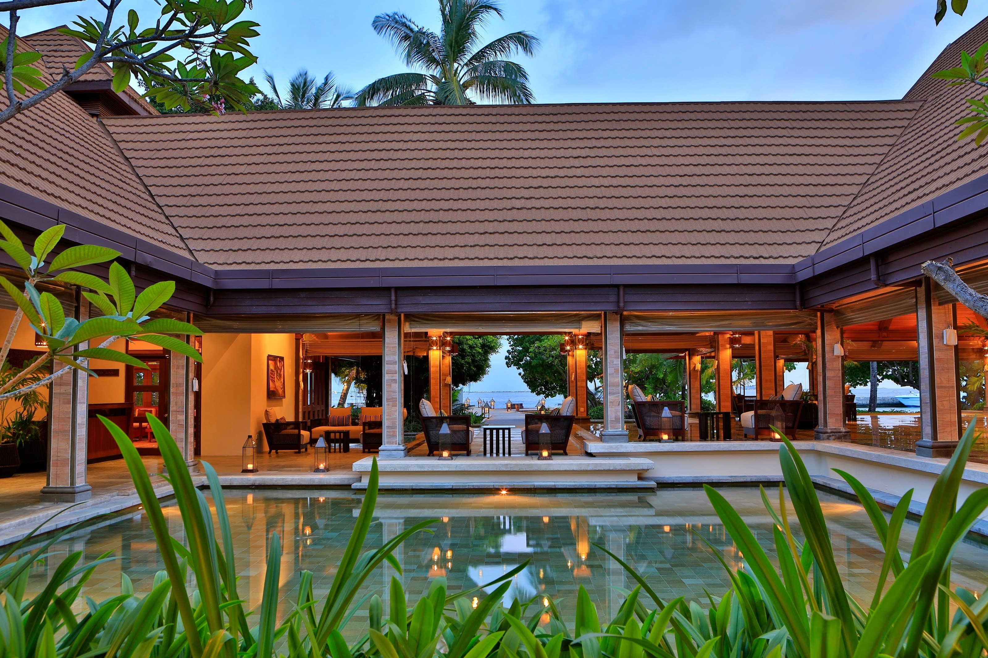 Niva Kurumba Maldives