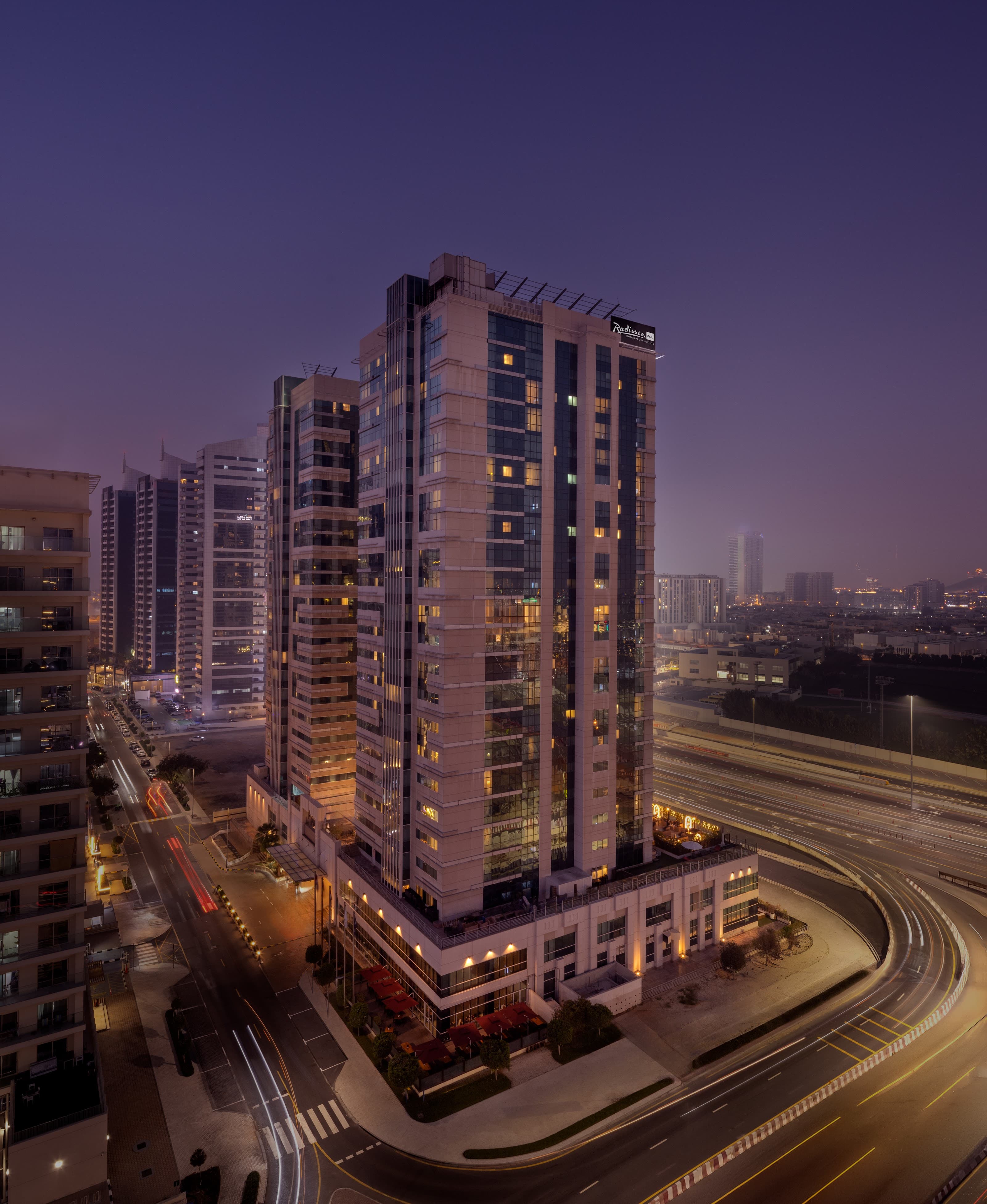 Radisson Blu Hotel Dubai Barsha Heights